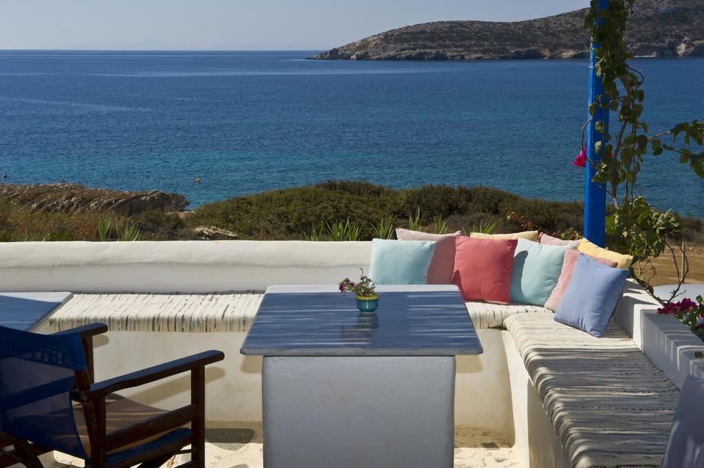 Blue Dolphin Antiparos Villas And Suites Agios Georgios  Exterior photo